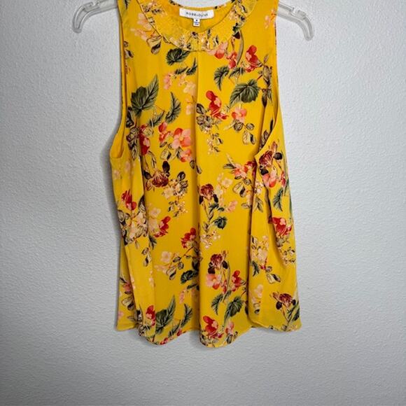Rose + Olive Sz Med Yellow Floral Sleeveless Top Feminine - Picture 6 of 11